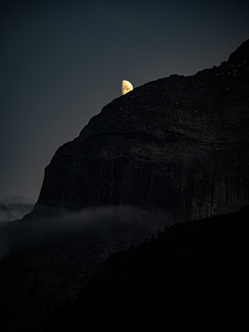 Moonrise Titlis